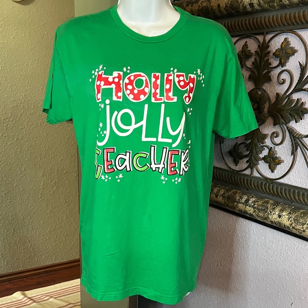 EUC Next Level Apparel Green “Holly Jolly Teacher” Tee Sz S